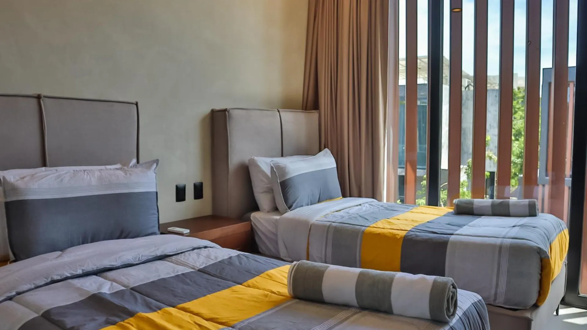 Quiet 4Br Townhouse With Private Pool, Roof, Patio Apartment Tulum Mexico